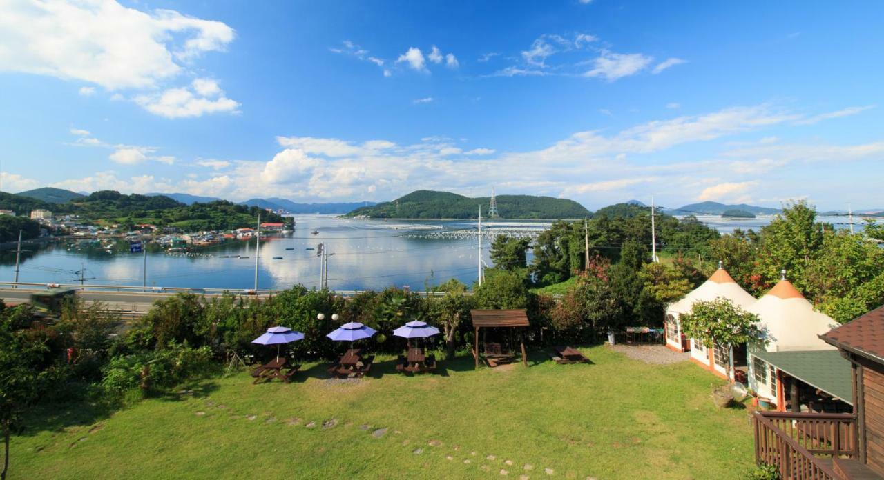 Tongyeong Paper Island Pension Ngoại thất bức ảnh